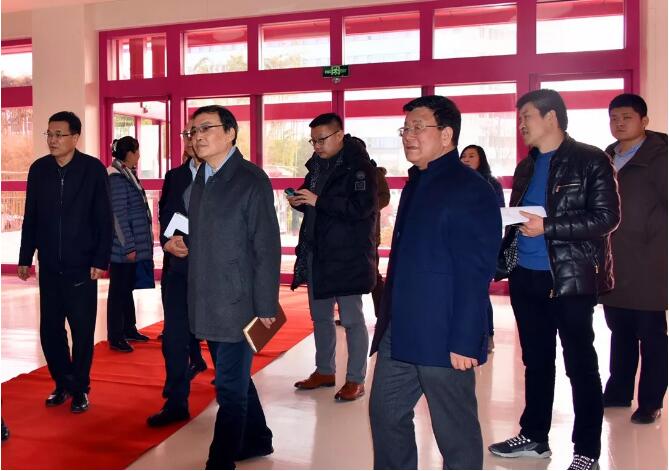 新華社陜西分社社長孫波一行來國際醫學調研