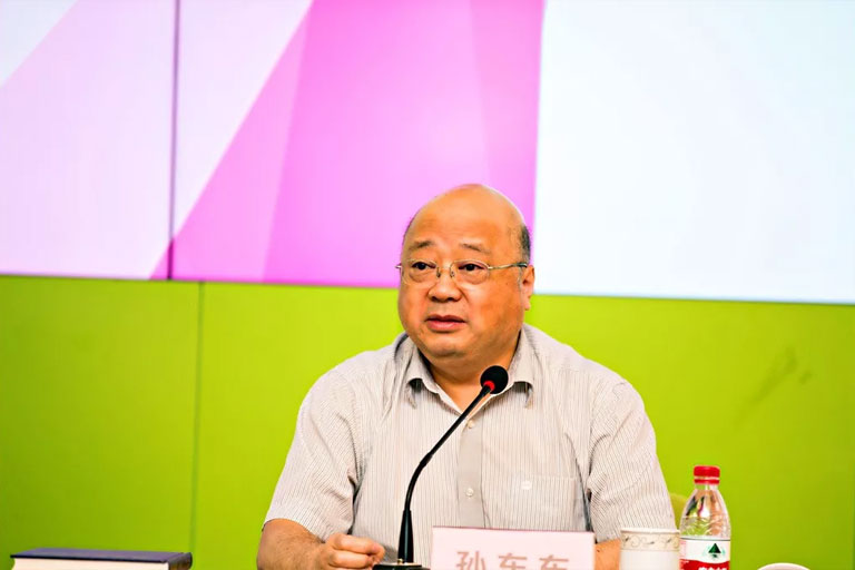 北京大學孫東東教授應邀來西安國際醫學中心作衛生法學專題講座