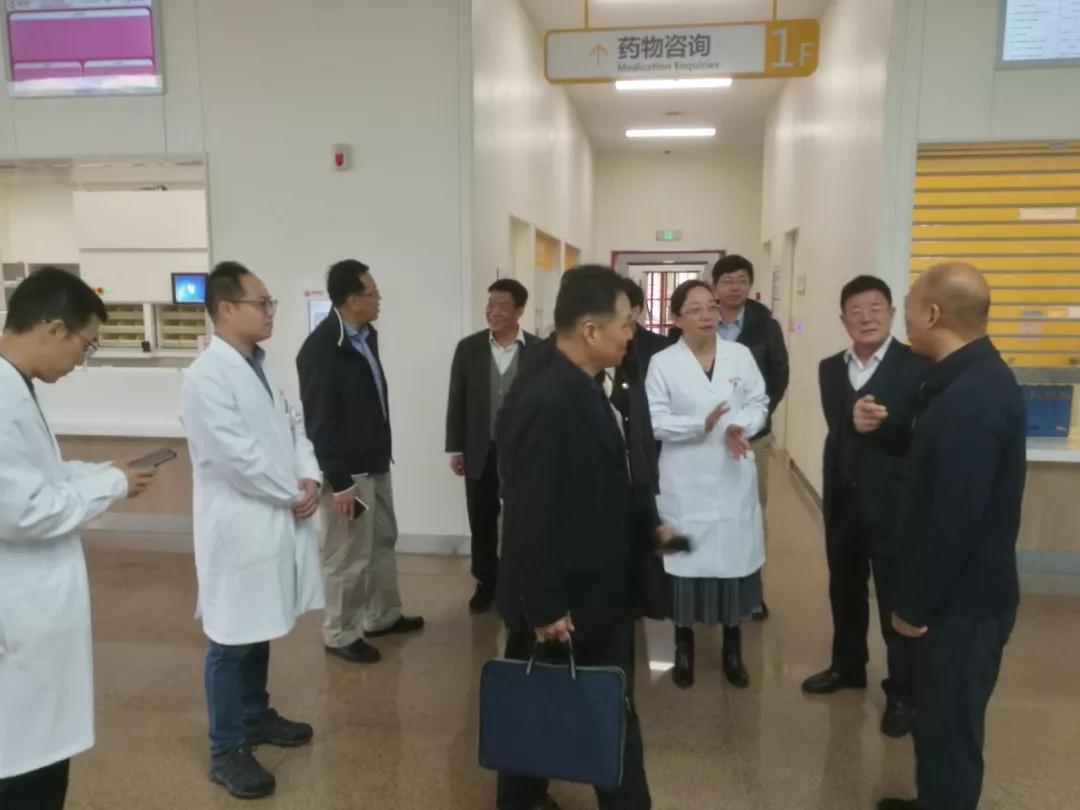 陜西省藥監局一級巡視員任彥保帶隊調研西安國際醫學中心藥學工作情況