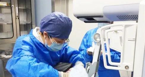 小到1—2mm的鈣化也能活檢！西安國際醫學中心醫院采用精準技術讓乳腺早癌無處可逃