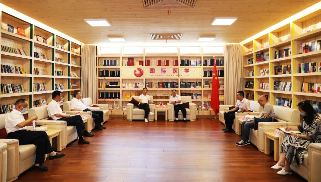 陜西省委軍民融合發展委員會辦公室副主任程志奇一行來我院調研