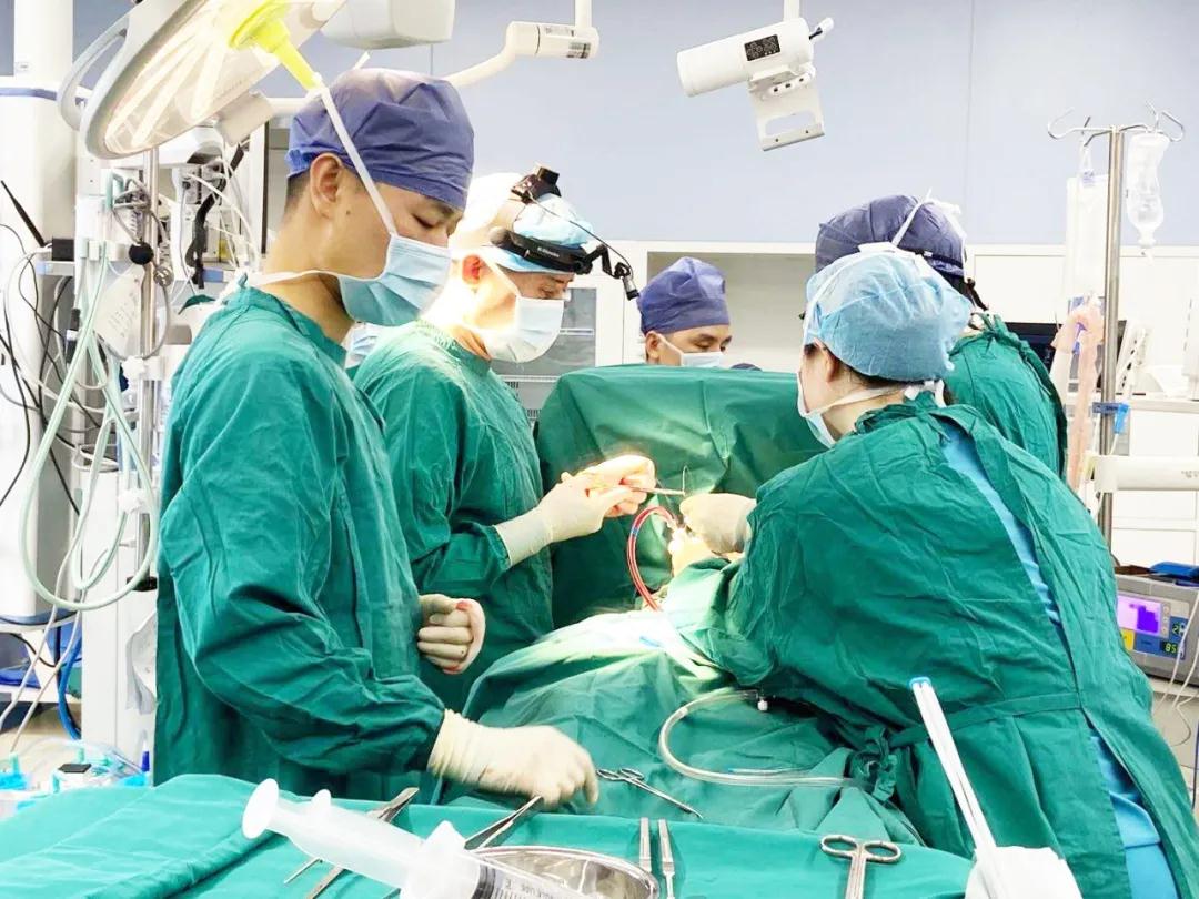 1+1＞2！“一站式”手術解決肺癌合并風濕性心臟病患者病痛