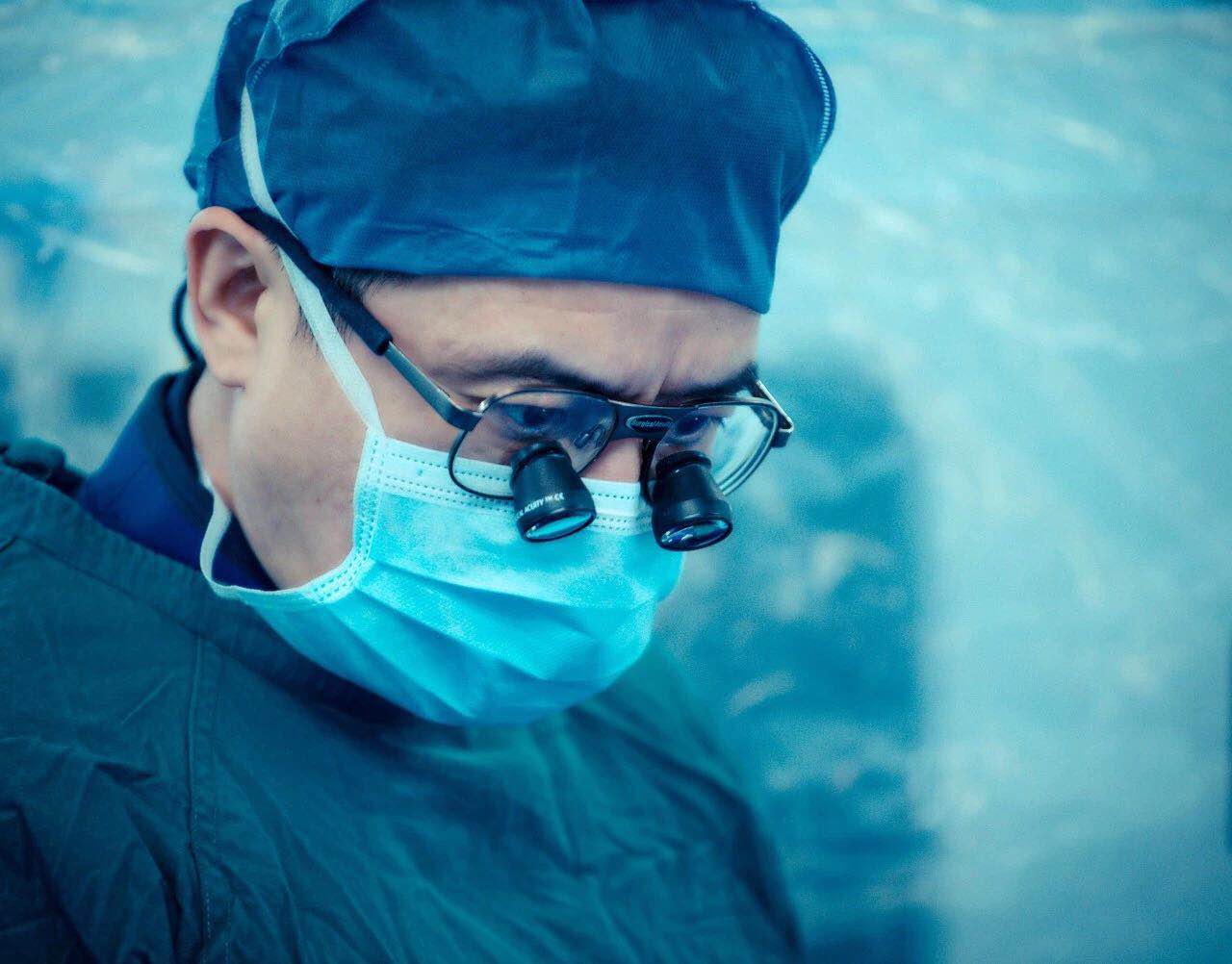 微創(chuàng)！微創(chuàng)！我院第一例經(jīng)導(dǎo)管主動(dòng)脈瓣膜植入術(shù)成功