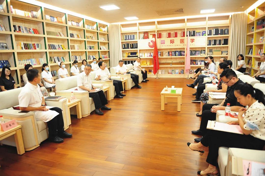 西安國際醫學中心醫院產科順利通過驗收