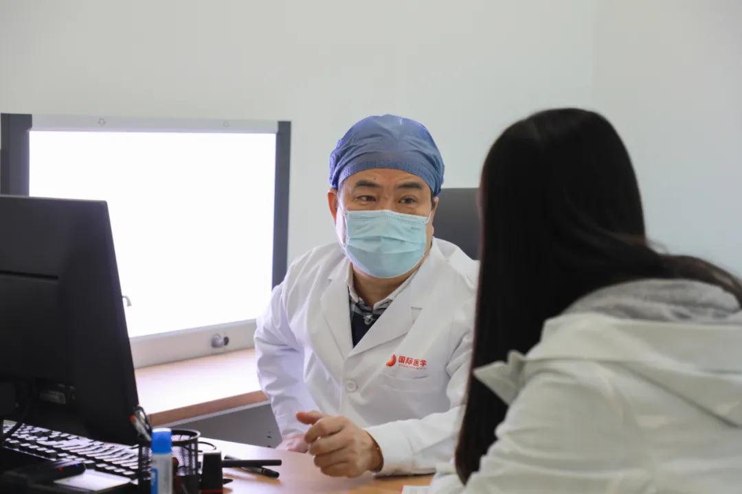 大醫之道⑥｜千萬里，我追尋著你——三秦最美醫務工作者吳昌歸教授寫意