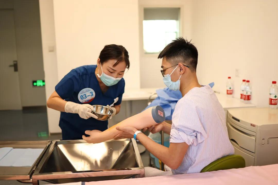 “陜西省創傷急救與護理技能競賽”在我院舉行
